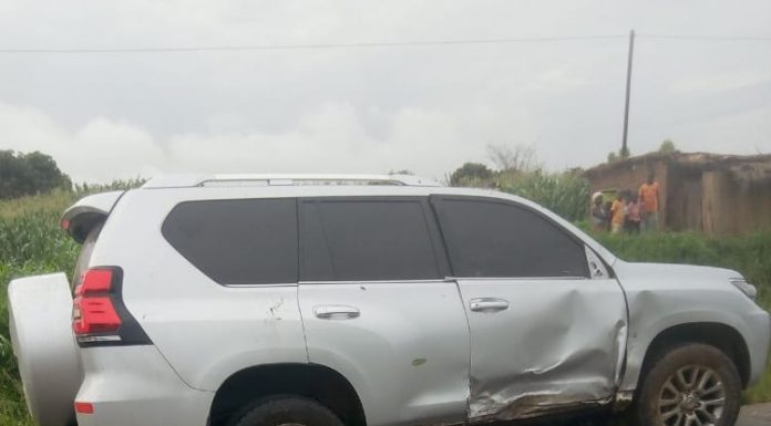 Mtambo’s ministerial vehicle survives robbery